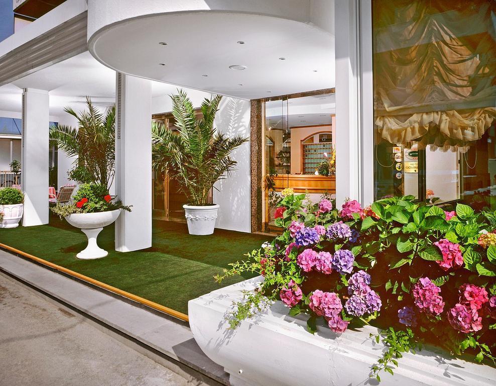 Giovanella Hotel 3*